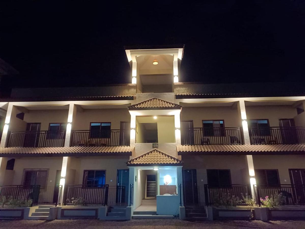 O'Nest Countryside Hotel Surai Exterior photo